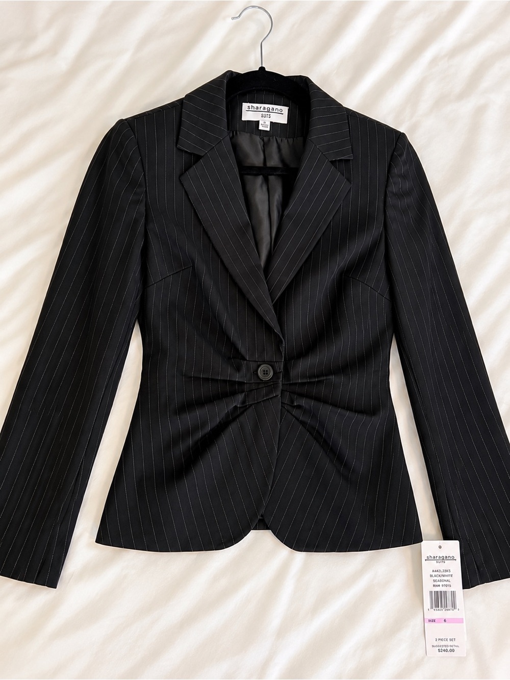 NWT Sharagano Black Pinstripe Stretch 2-Piece Pantsuit Size 6